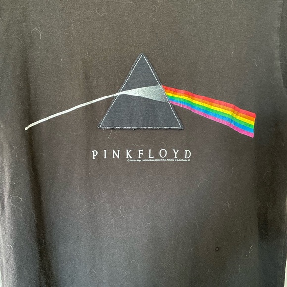 Pink Floyd Black T-Shirt - Picture 2 of 4